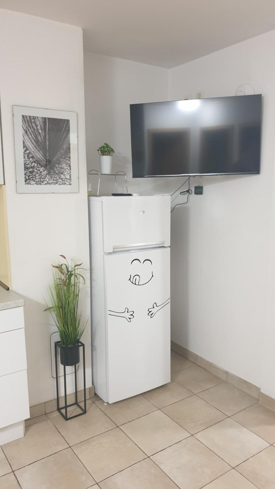 Apartment Emma Ljubljana - Free Parking, Ac, Wifi Eksteriør bilde
